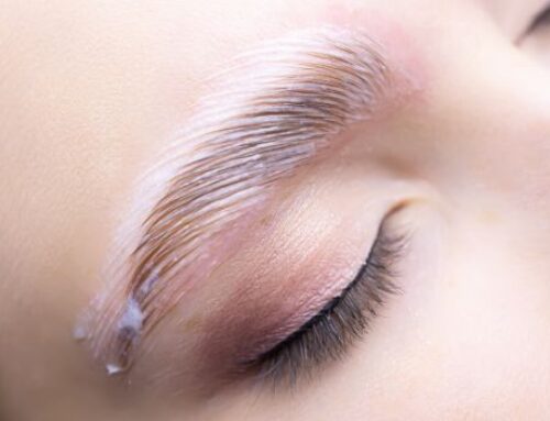 Laminado de cejas antes y después